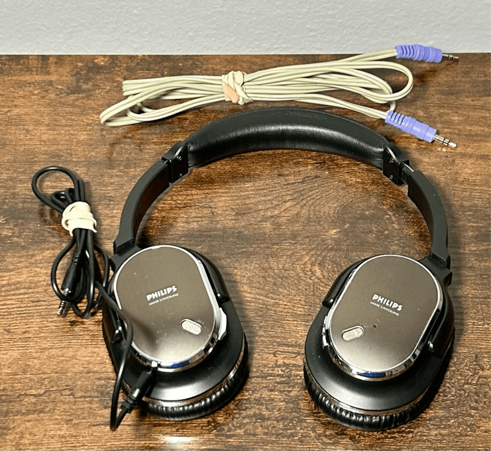 Philips Wired Noise Cancelling Headphones SHN9500 Tested Works! Two Cords